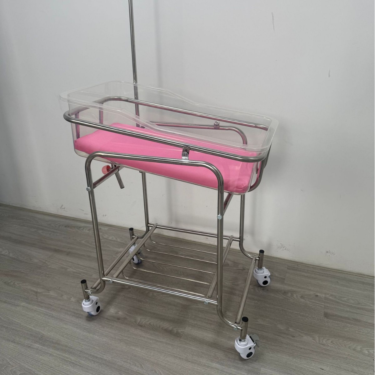 Stainless Steel Baby Bassinet  - Baby Nursery Cart ulasan dan harga